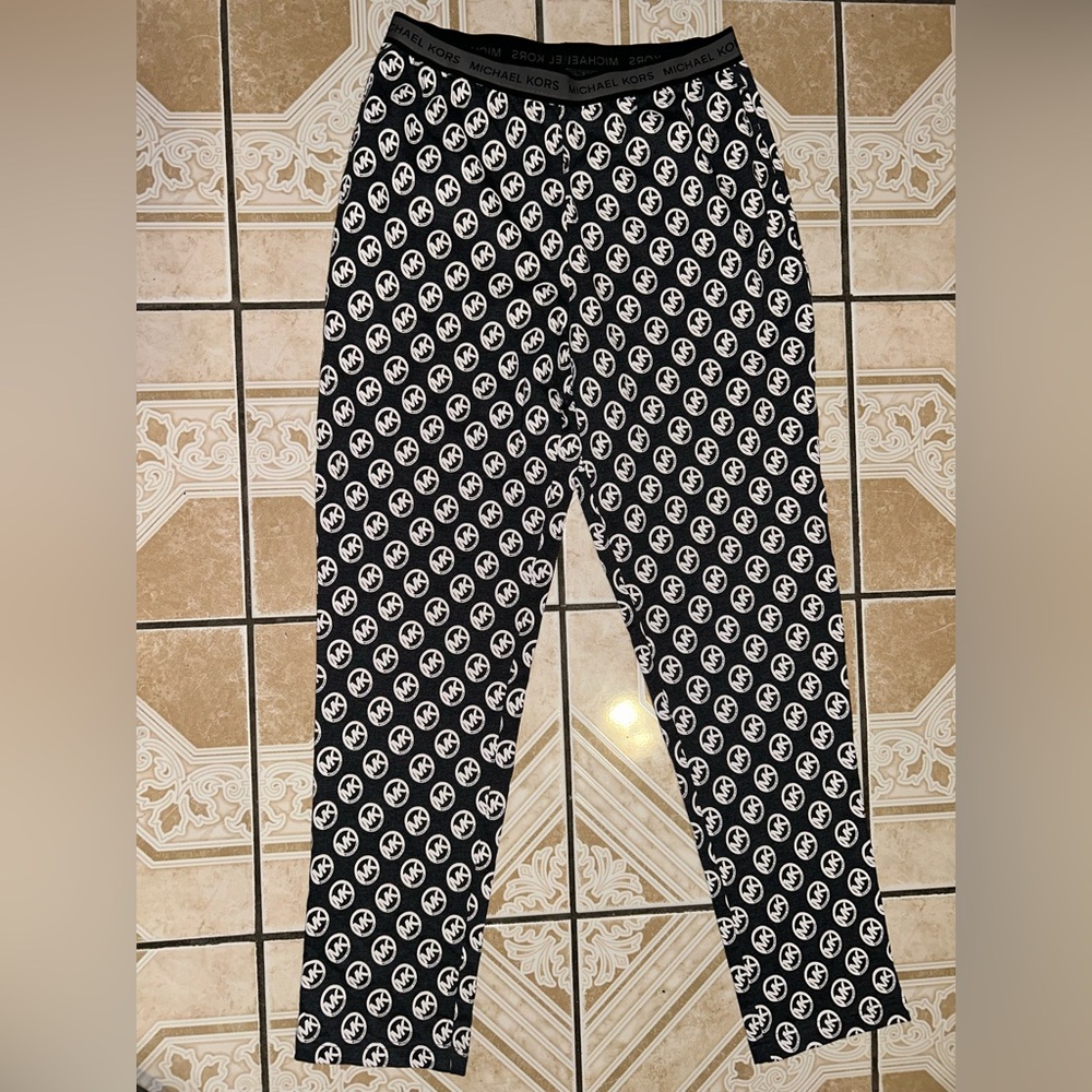 Michael Kors Men’s Black and White Log pajama